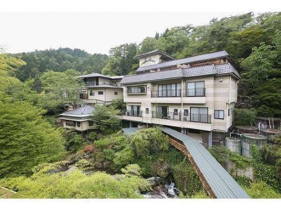 Ryozan - carbon neutral hotel in Mitake