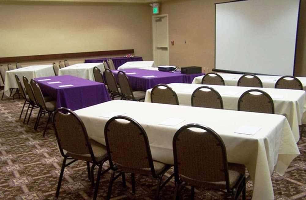 Hampton Inn & Suites Sacramento Airport Natomas - photo 23