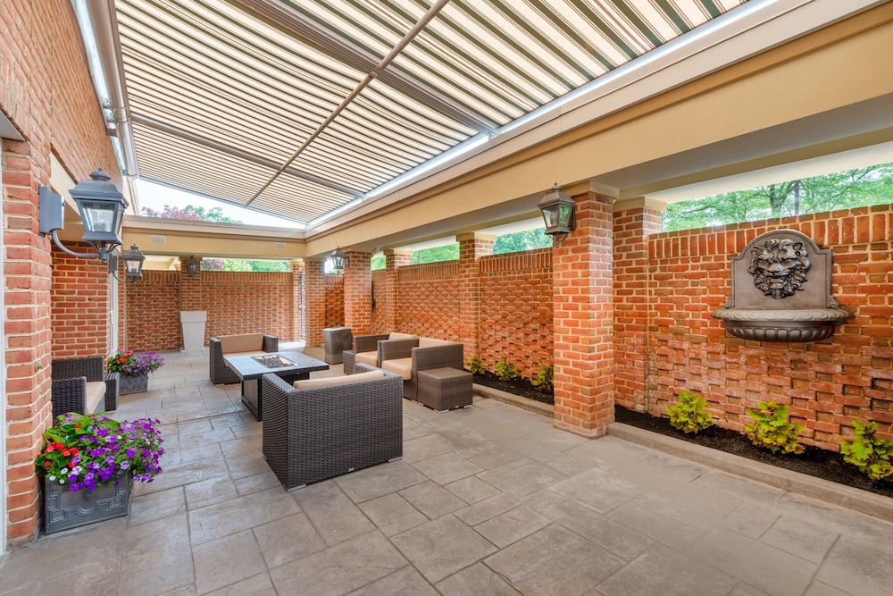 Holiday Inn Express State College at Williamsburg Square by IHG - photo 31