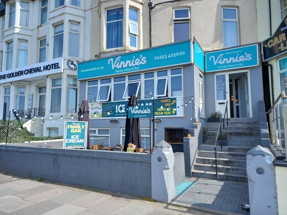 Earlsway Hotel - carbon neutral hotel in Blackpool