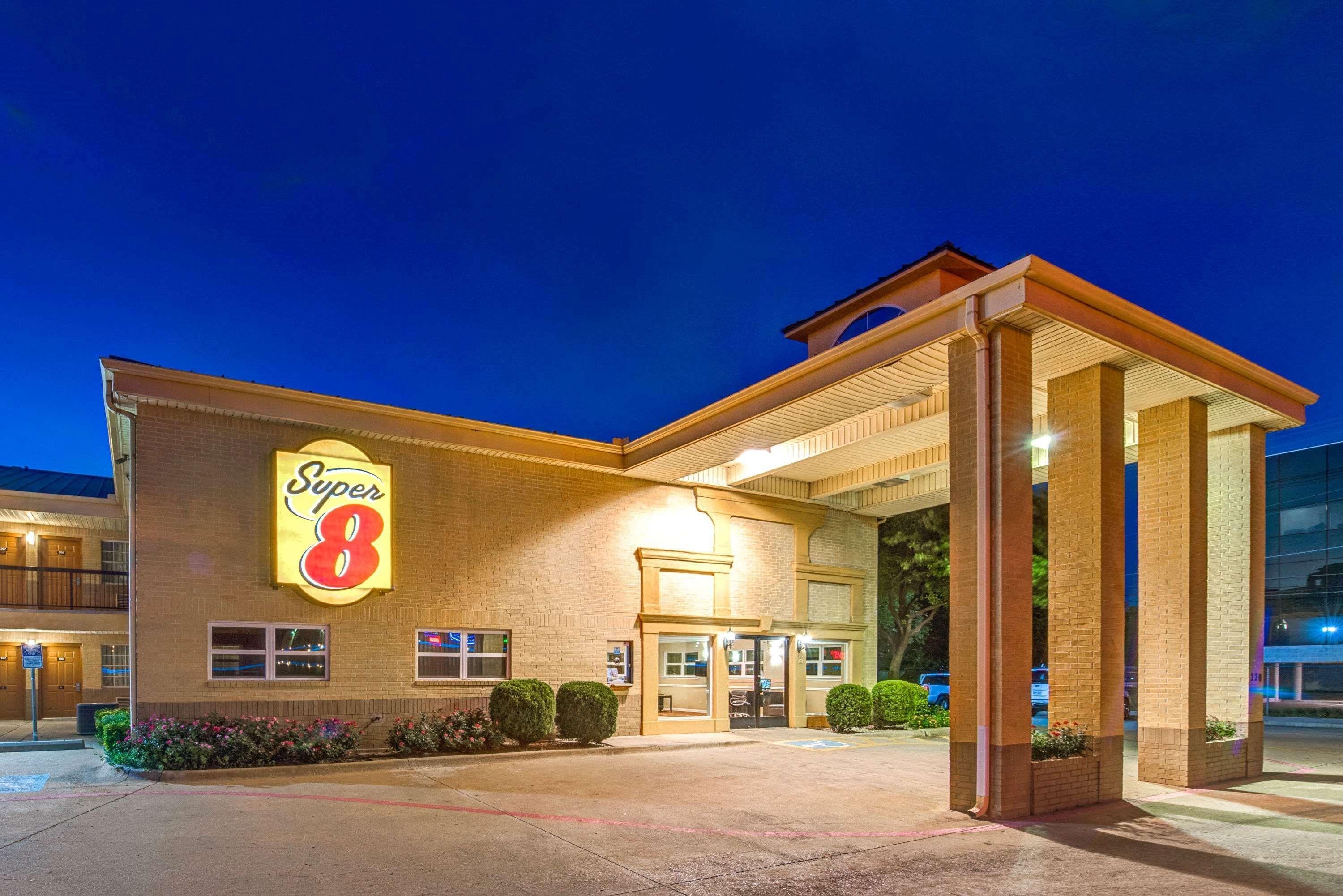 Super 8 by Wyndham Richardson Dallas — hotel in Richardson