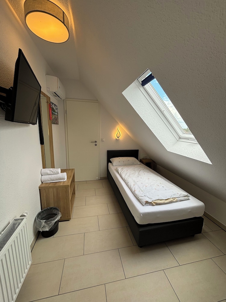 Gap Hotel Event & more — Langwedel — photo 3