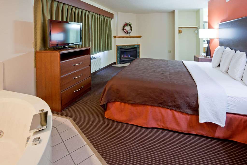 AmericInn by Wyndham Coon Rapids - photo 26