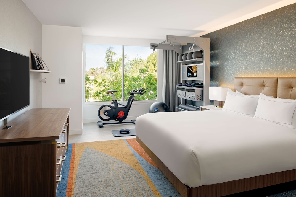 Hilton Los Angeles Culver City - photo 16