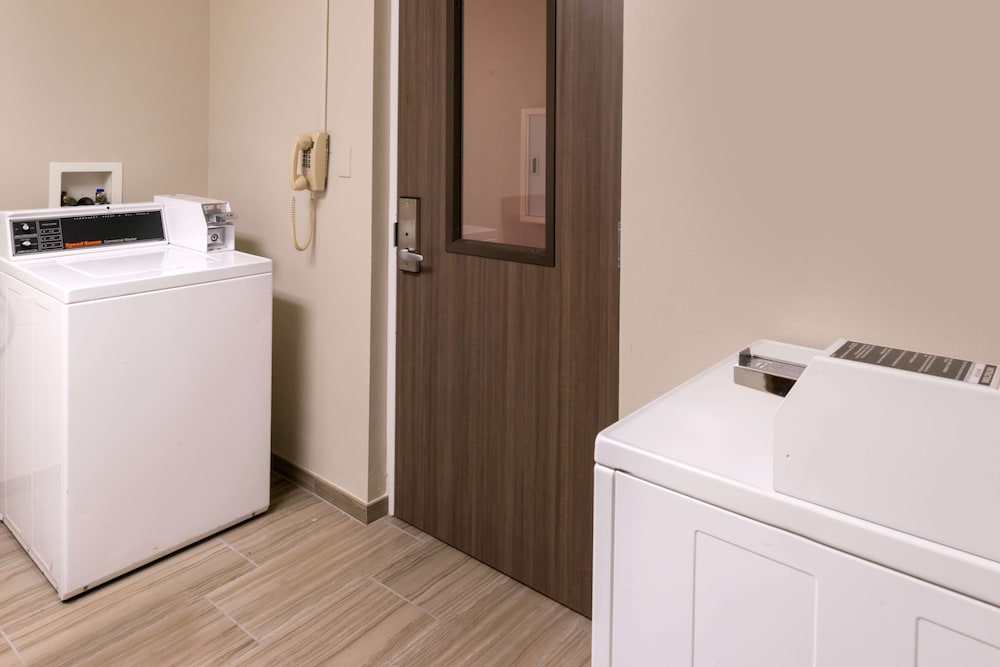 Hampton Inn & Suites Orlando East UCF Area - photo 42