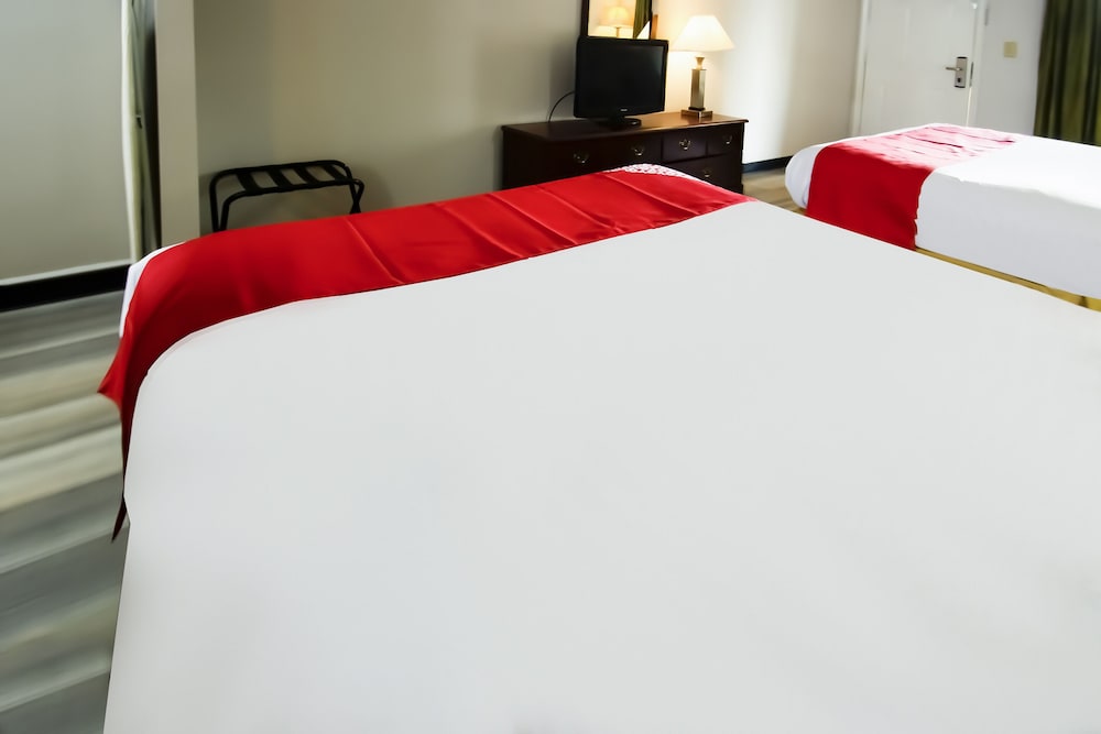Cypress Inn & Suites Washington by OYO - photo 19