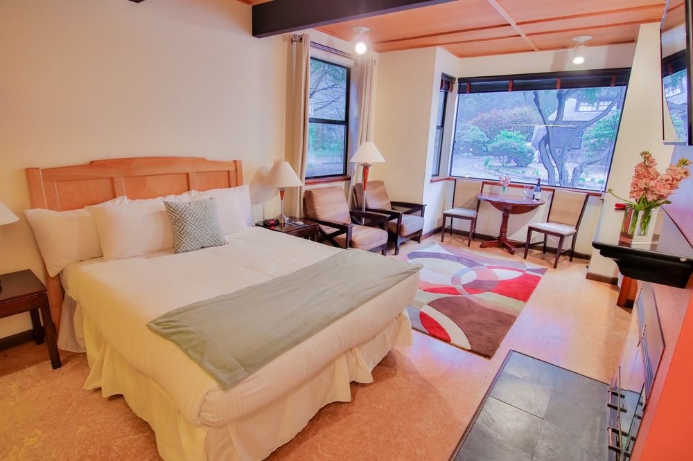 Mendocino Inn & Spa - photo 4