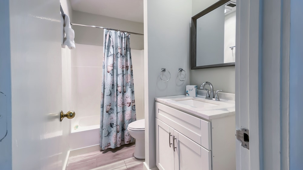 825 Ketch Court at The Sea Pines Resort - photo 5