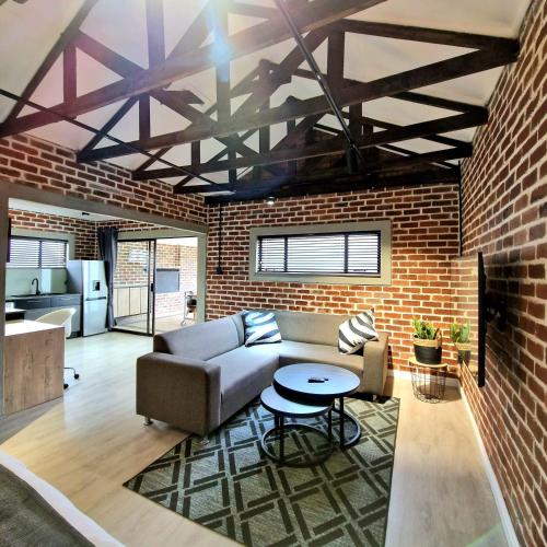 Menlyn View Unit 8 — 4-Star Luxury Hotel in Pretoria, South Africa