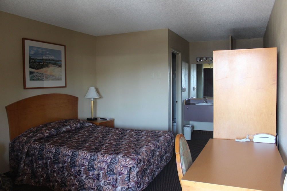 Cedars Inn Lewiston - photo 12