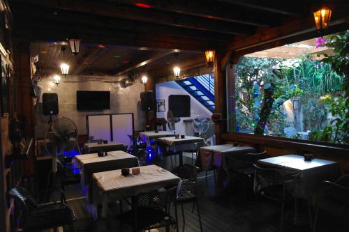 Harrys Inn Guesthouse