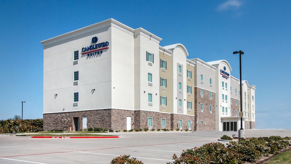 Candlewood Suites Waco by IHG - photo 52