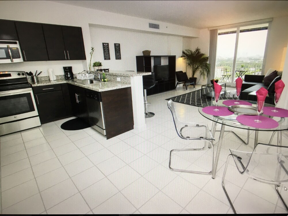 Brickell by Vacation District - photo 18
