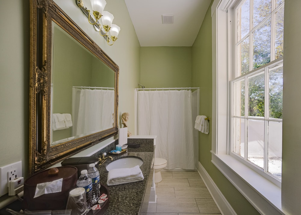 The Inn at Cedar Grove - photo 100