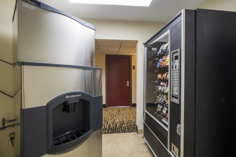 Red Roof Inn PLUS Houston Energy Corridor - photo 19