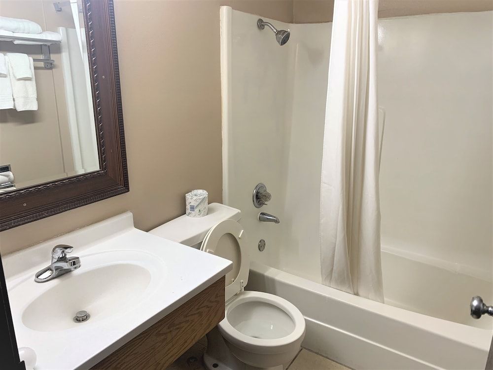Travelodge Yankton - photo 4