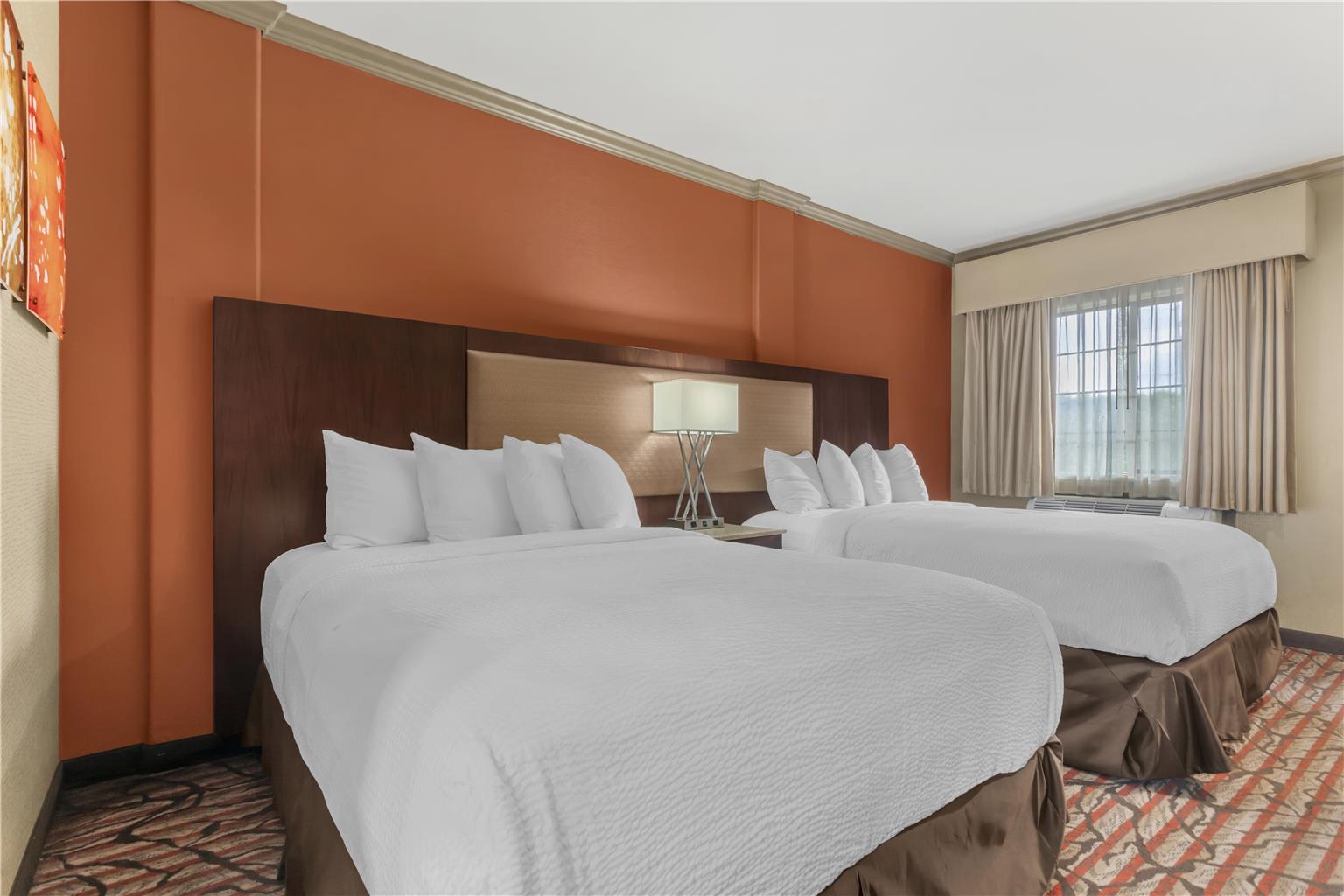 Best Western Plus Brookside Inn - photo 38