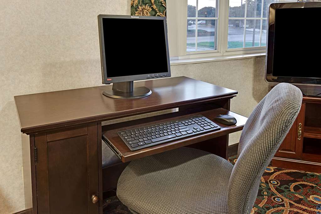 Microtel Inn by Wyndham Murfreesboro - photo 16