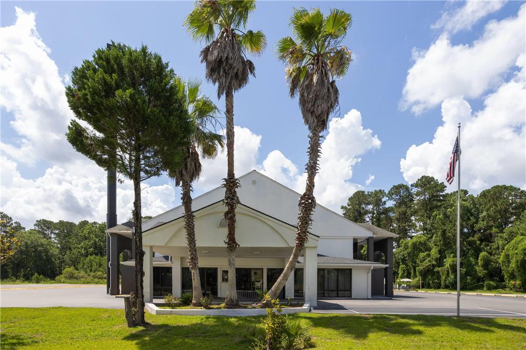 Days Inn by Wyndham Hardeeville Near Hilton Head - photo 3