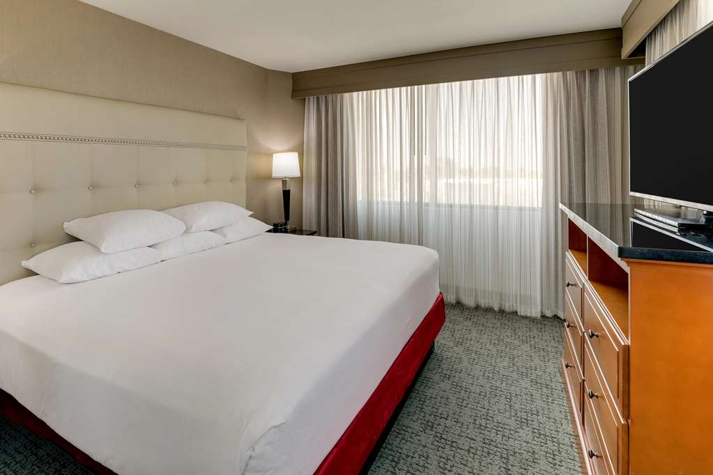 Drury Inn & Suites Phoenix Airport - photo 13