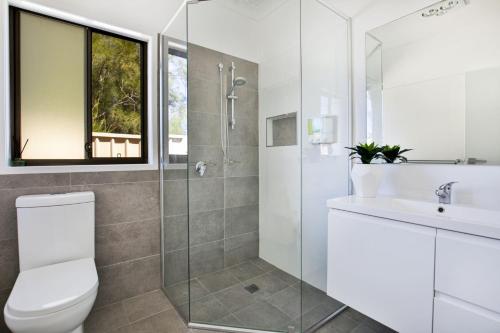 Villa Mare I 4 Mins to Beach — 4-Star Luxury Hotel in Culburra Beach, Australia