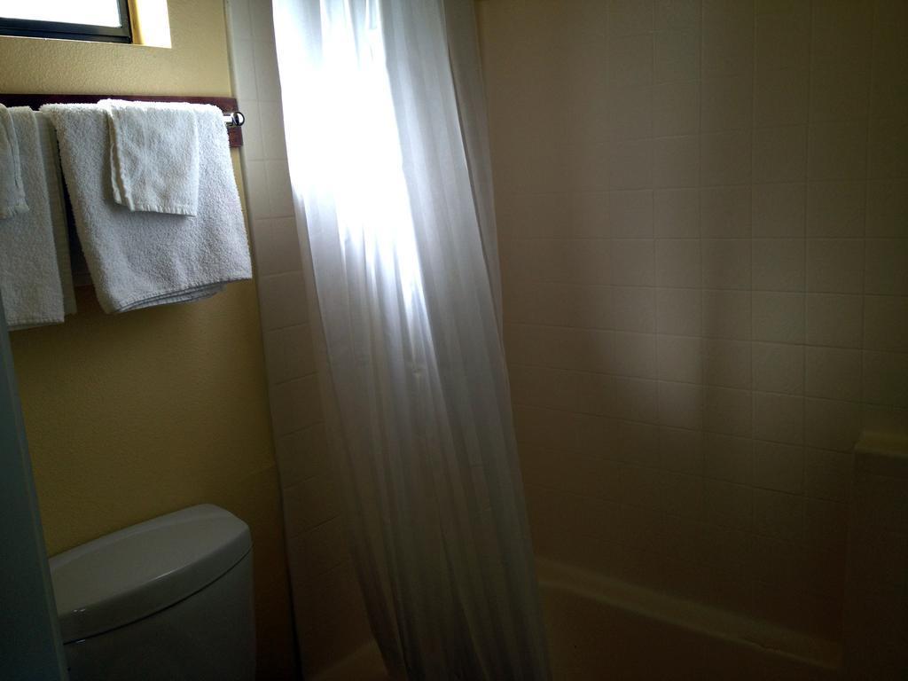 San Jacinto Inn - photo 8