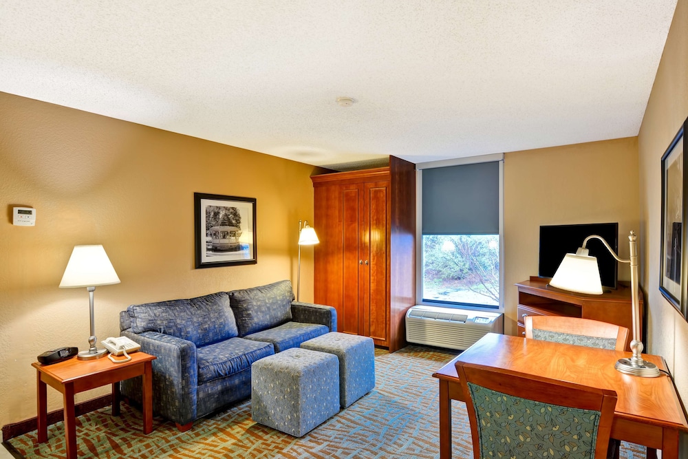 Hampton Inn Hendersonville - photo 18
