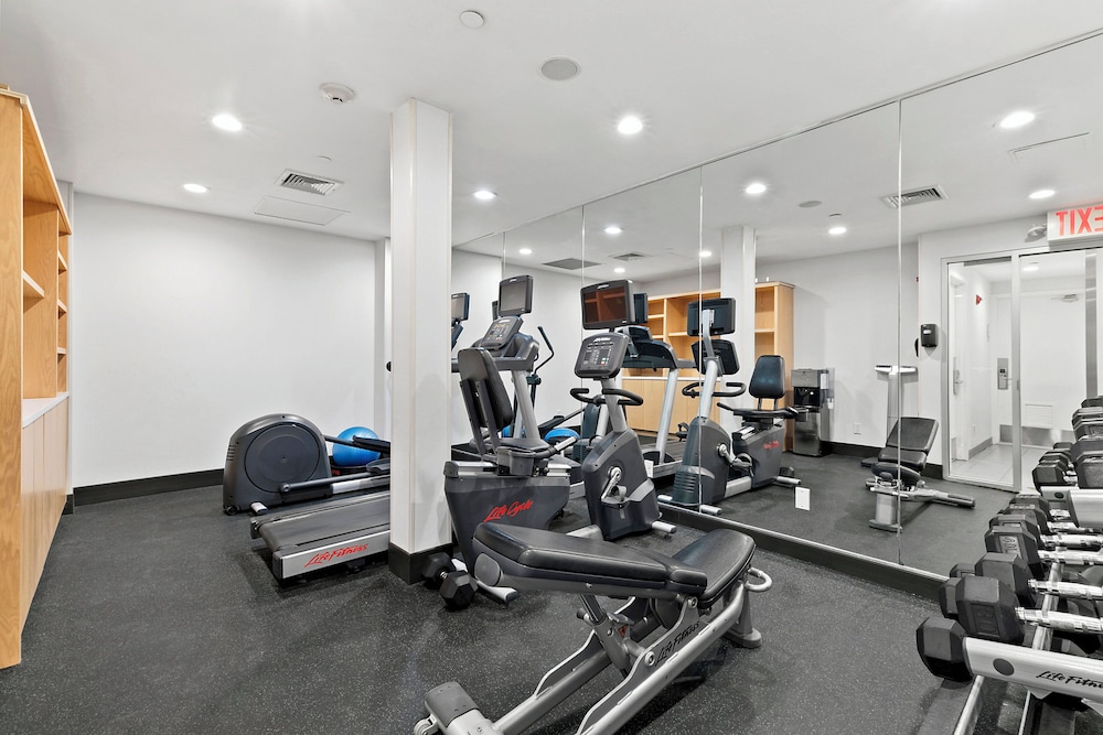 Holiday Inn Manhattan 6th Ave Chelsea by IHG - photo 15