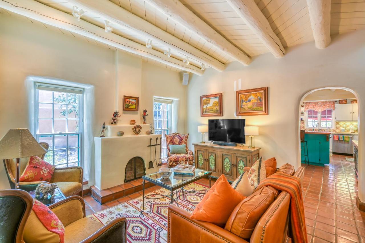 Casa De Muneco — 4-Star Luxury Hotel in Santa Fe, United States