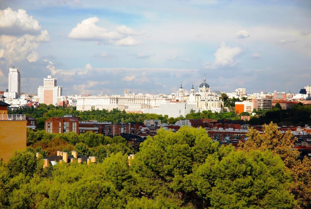 El Capricho De Madrid Apartamentos