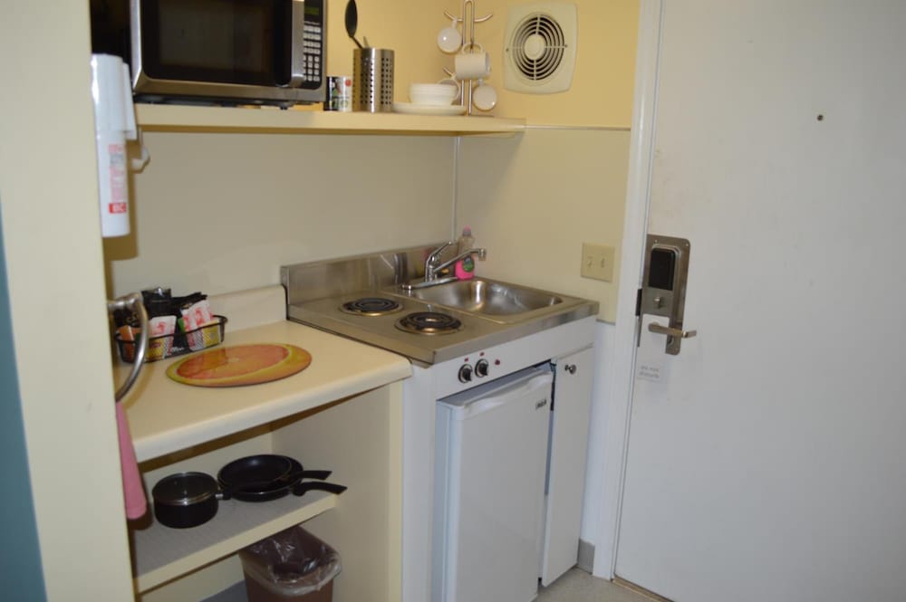 Copper Lantern Motor Lodge - photo 34