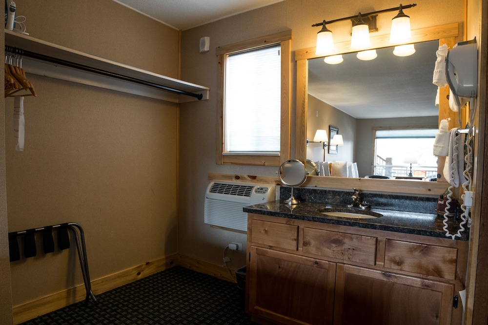 Hotel Estes - photo 49
