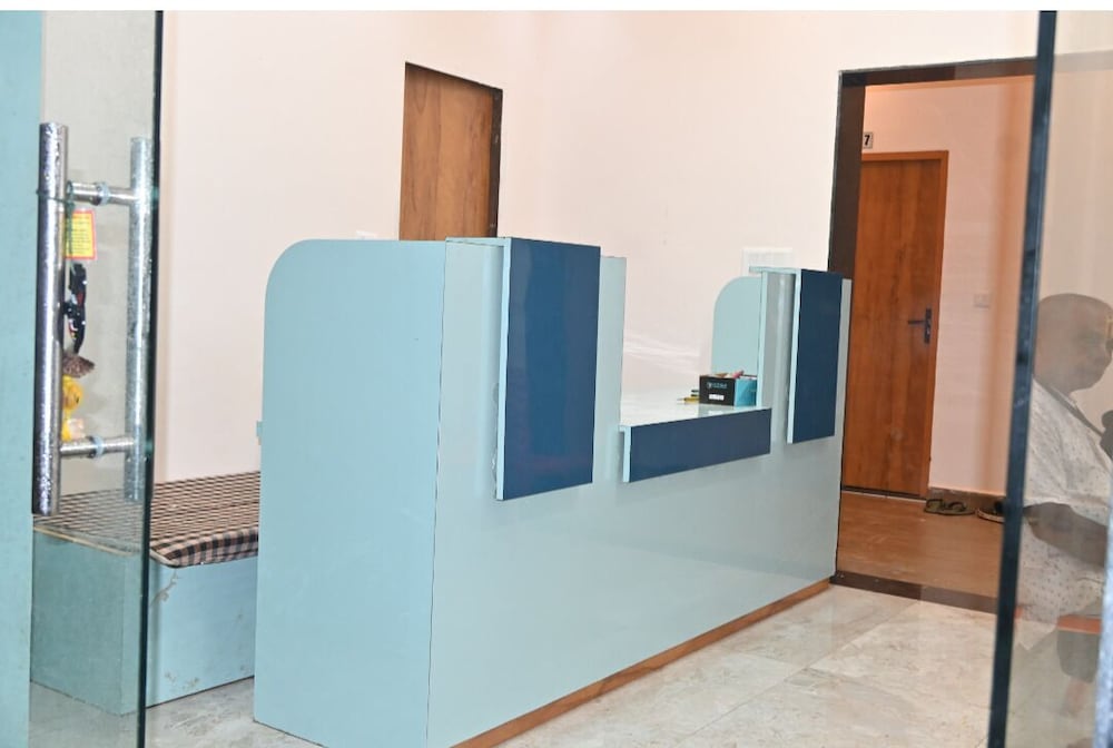 Malwa resort - carbon neutral hotel in Mau