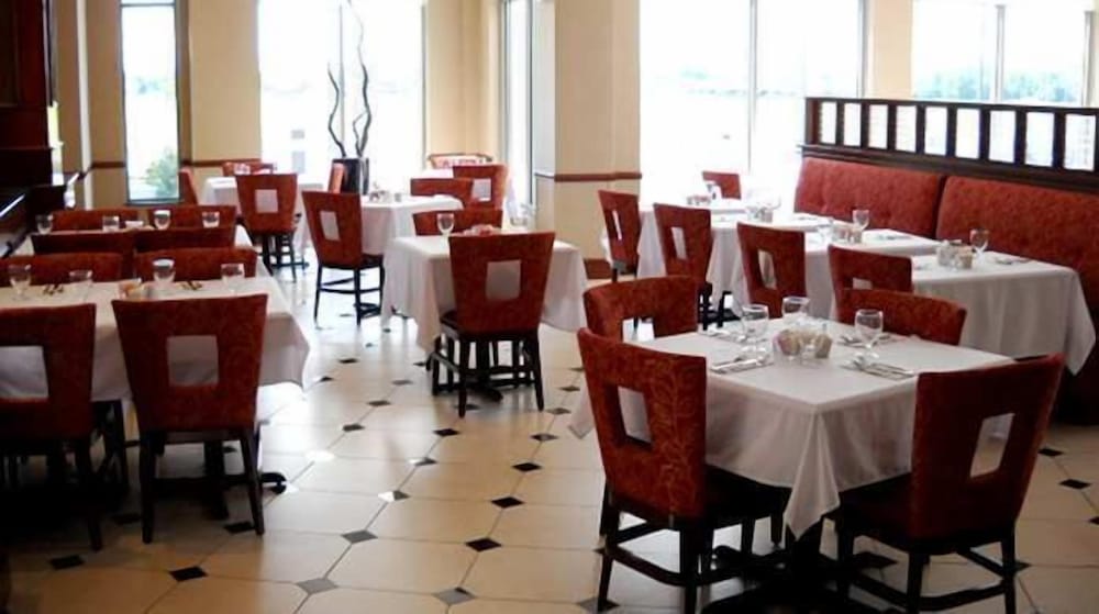 Hilton Garden Inn Indianapolis South Greenwood - photo 24