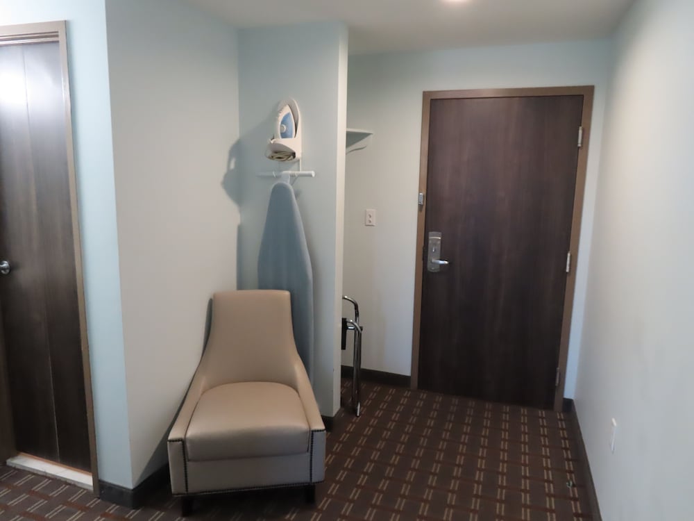 St. Charles Hotel - photo 31