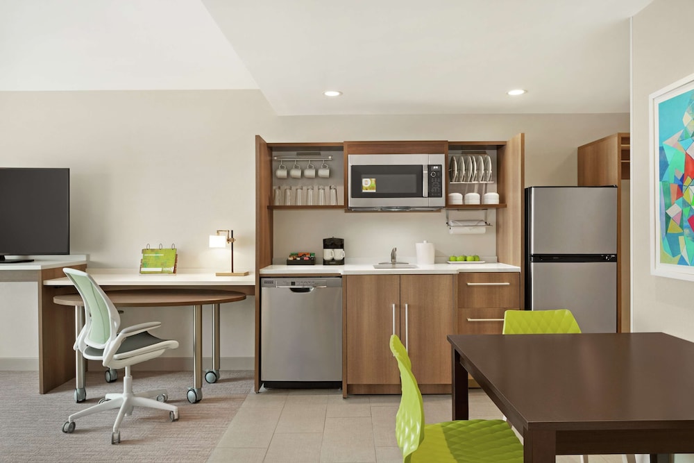 Home2 Suites by Hilton Scottsdale Salt River - photo 12