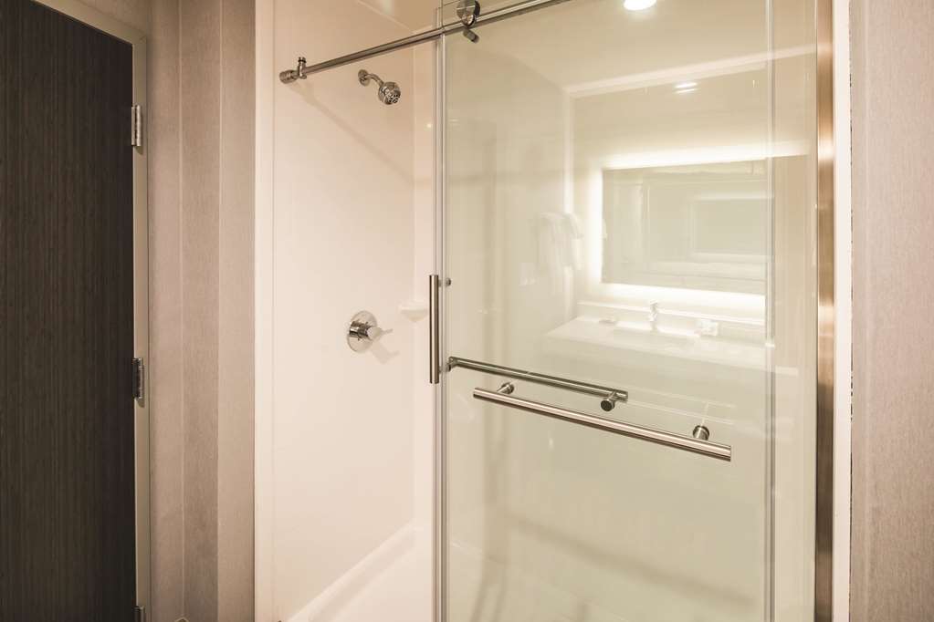 La Quinta Inn & Suites by Wyndham Atlanta South McDonough - photo 14