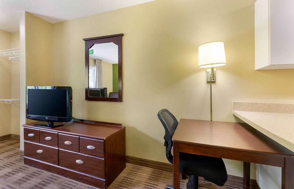 Extended Stay America Suites Washington DC Landover - photo 11