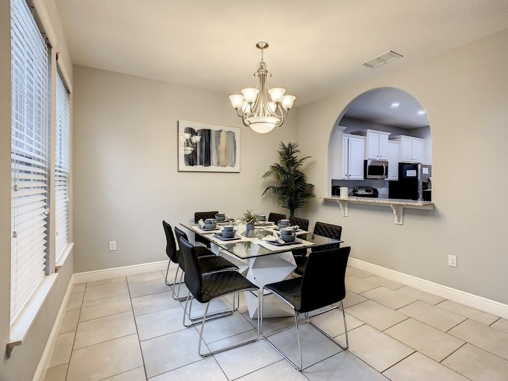 Fun Games & Relaxation At Solterra Resort 6 Bedroom Home by Redawning - photo 33