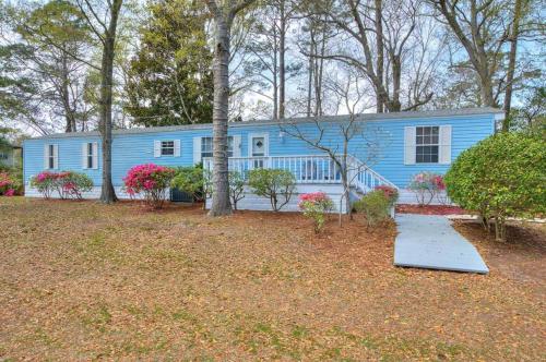 Reel Simple in Oak Island, United States