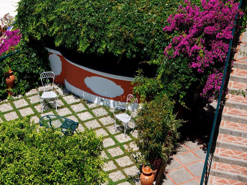 Villa dei Fisici Positano — 4-Star Luxury Hotel in Positano, Italy