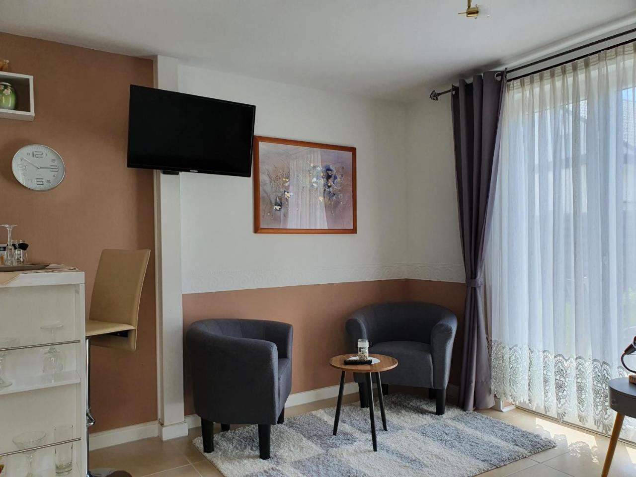 Haus Marianne — 4-Star Luxury Hotel in Weilheim, Germany