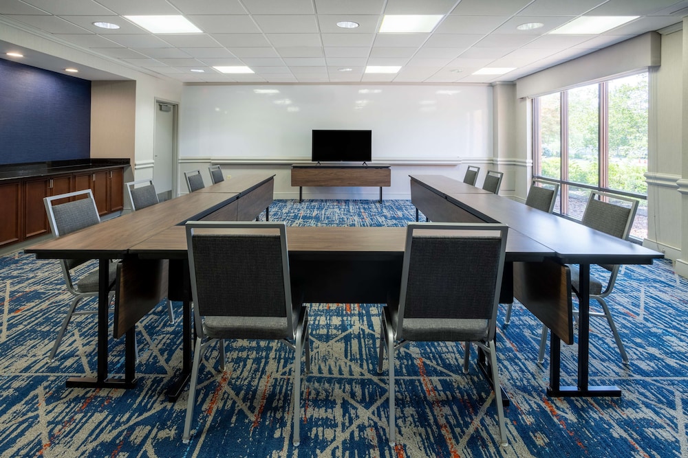 Hampton Inn Harriman Woodbury - photo 39