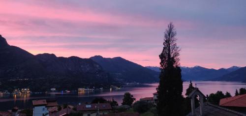 Casa Noemi con splendida vista lago — 4-Star Luxury Hotel in Bellagio, Italy