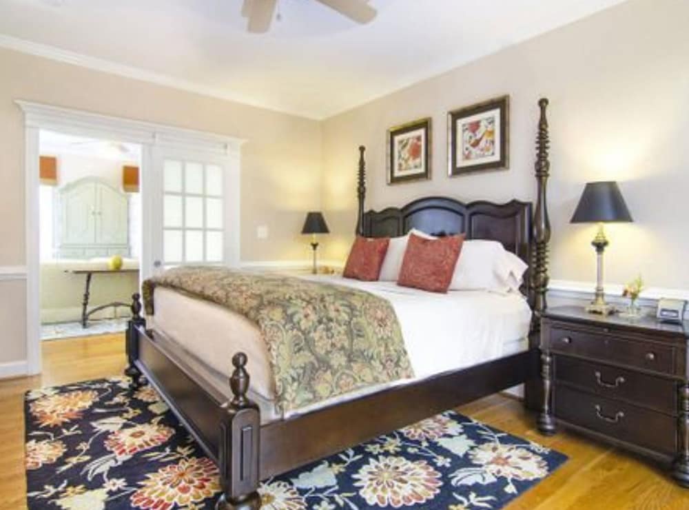 Hillbrook Inn - photo 26