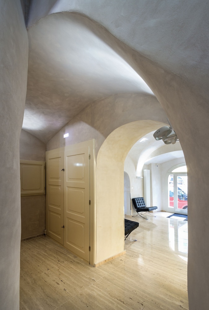 Golden Star - carbon neutral hotel in Prague