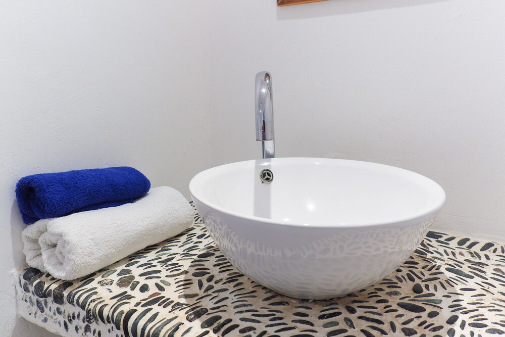 The Carob Tree Villa Rustic Luxury Home With Access To Pool And Restaurant