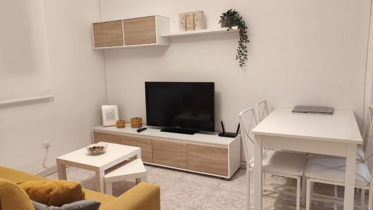 Apartamento Cristina — 4-Star Luxury Hotel in Madrid, Spain
