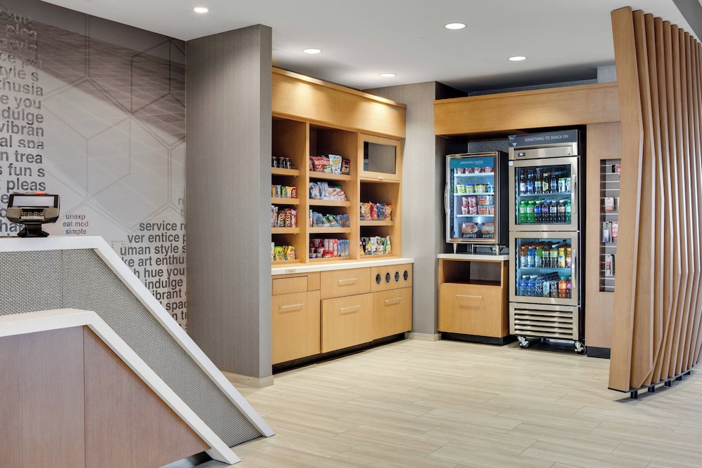 SpringHill Suites by Marriott Ames - photo 21