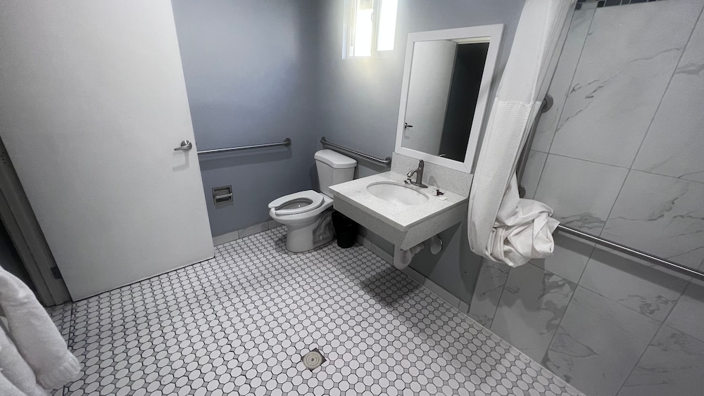 La Perla Motel - photo 6